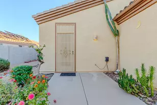 13558 W Young St, Surprise, AZ 85374 - Photo 4