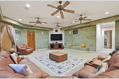 6 E Oakwood Hills Drive, Chandler, AZ 85248 - Photo 88