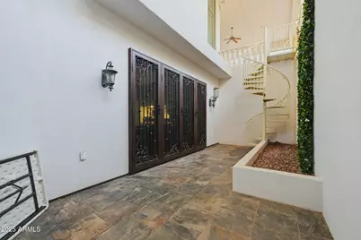 6 E Oakwood Hills Drive, Chandler, AZ 85248 - Photo 96