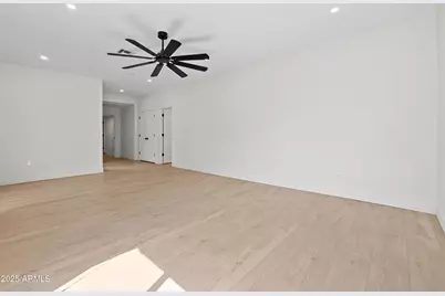 7801 N 16th Lane, Phoenix, AZ 85021 - Photo 22