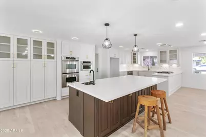 7801 N 16th Lane, Phoenix, AZ 85021 - Photo 8