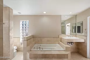 8825 N 86th Pl, Scottsdale, AZ 85258 - Photo 18