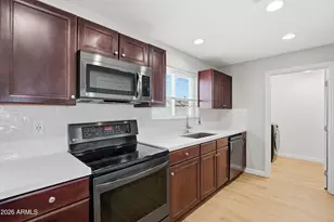 2914 E Cactus Rd, Phoenix, AZ 85032 - Photo 10