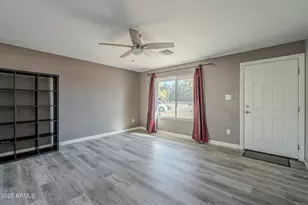 2914 E Cactus Rd, Phoenix, AZ 85032 - Photo 10