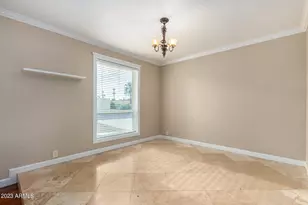 10627 N 44th Ct, Phoenix, AZ 85028 - Photo 10