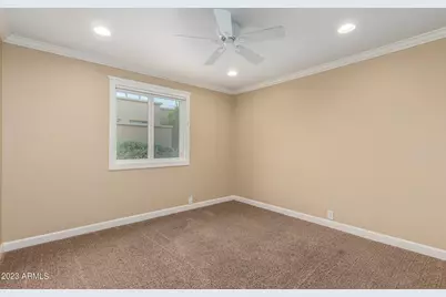 10627 N 44th Court, Phoenix, AZ 85028 - Photo 30