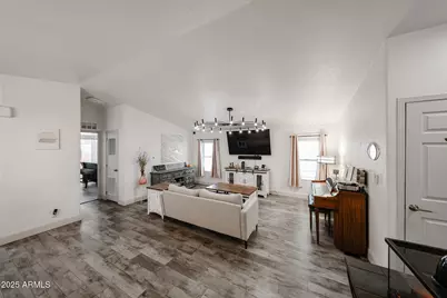 11275 N 99th Avenue #131, Peoria, AZ 85345 - Photo 4