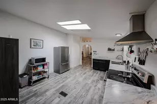 11275 N 99th Ave, Peoria, AZ 85345 - Photo 22