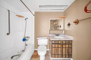 1526 W Muriel Dr, Phoenix, AZ 85023 - Photo 26