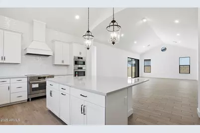 641 E Grayling Road, San Tan Valley, AZ 85140 - Photo 6