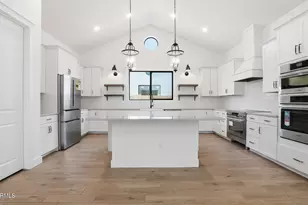 641 E Grayling Rd, San Tan Valley, AZ 85140 - Photo 2