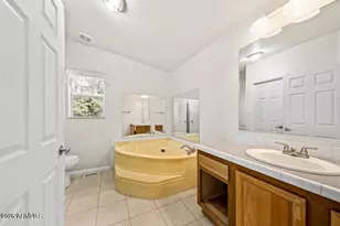 2421 W Thornton Rd, Show Low, AZ 85901 - Photo 22