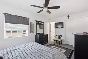 1916 W Morningside Dr, Phoenix, AZ 85023 - Photo 16