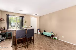 39149 N Parker Ln, Phoenix, AZ 85086 - Photo 16