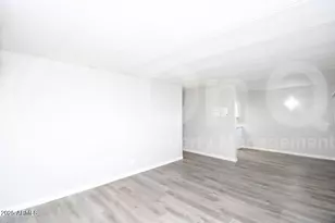 44 E Roanoke Ave, Phoenix, AZ 85004 - Photo 8