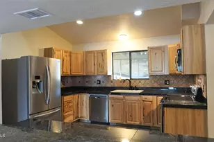 1780 Driftwood Cir, Sierra Vista, AZ 85635 - Photo 10