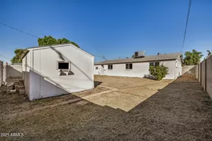 3152 N 24th Dr, Phoenix, AZ 85015 - Photo 28