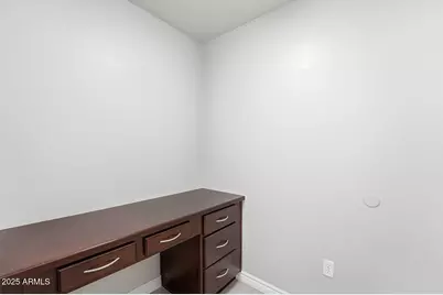 5350 E Deer Valley Drive #2420, Phoenix, AZ 85054 - Photo 4