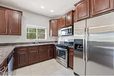 5350 E Deer Valley Drive #2420, Phoenix, AZ 85054 - Photo 12