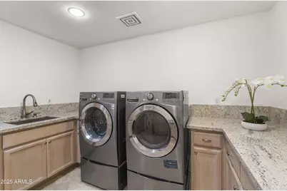 8560 N Canta Bello Drive, Paradise Valley, AZ 85253 - Photo 52