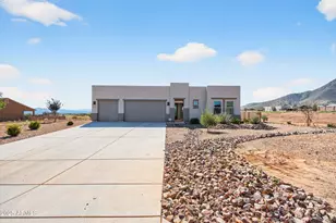 6736 E Vaquero Circle, Hereford, AZ 85615 - Photo 2