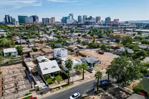 809 N 10th Ave, Phoenix, AZ 85007 - Photo 2