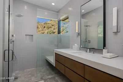 7050 N 39th Place, Paradise Valley, AZ 85253 - Photo 38