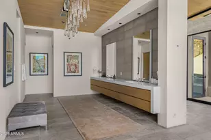 7050 North 39th Pl, Paradise Valley, AZ 85253 - Photo 14