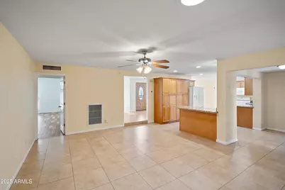 4414 W Orchid Lane, Glendale, AZ 85302 - Photo 18