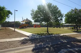 2821 E Adams St, Phoenix, AZ 85034 - Photo 6