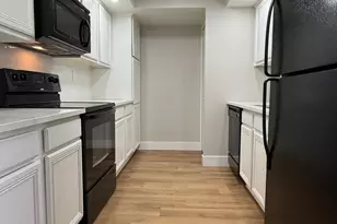 8500 E Indian School Rd, Scottsdale, AZ 85251 - Photo 6