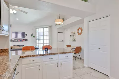 2801 N Litchfield Road #2, Goodyear, AZ 85395 - Photo 6