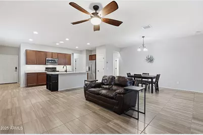 17108 S 180th Drive, Goodyear, AZ 85338 - Photo 4