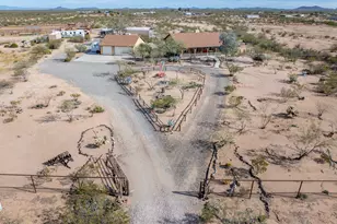 52019 N Forepaugh Peak Rd, Wickenburg, AZ 85390 - Photo 36