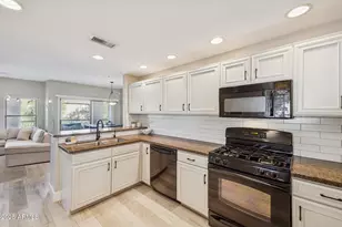 20121 N 76th St, Scottsdale, AZ 85255 - Photo 12