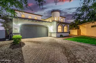 7917 S 32nd Terrace, Phoenix, AZ 85042 - Photo 1