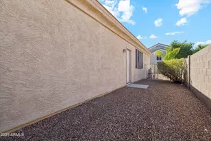 9333 W Clara Ln, Peoria, AZ 85382 - Photo 6