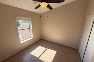 1062 N 27th St, Phoenix, AZ 85008 - Photo 12