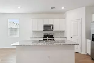 16167 N Catanzaro Dr, Maricopa, AZ 85138 - Photo 2