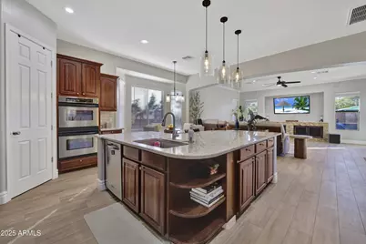 5632 N 134th Drive, Litchfield Park, AZ 85340 - Photo 8