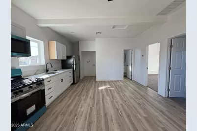 2624 W San Miguel Avenue #B, Phoenix, AZ 85017 - Photo 6