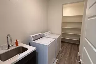 1555 E Ocotillo Rd, Phoenix, AZ 85014 - Photo 18