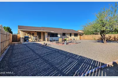 10131 W Cheryl Drive, Sun City, AZ 85351 - Photo 14