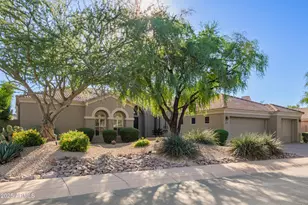 5473 E Herrera Dr, Phoenix, AZ 85054 - Photo 2