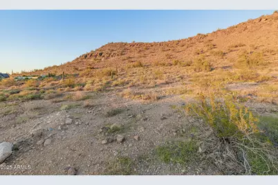 8962 W Roberta Lane #18, Peoria, AZ 85383 - Photo 8