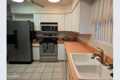 9331 W Century Drive, Arizona City, AZ 85123 - Photo 6