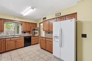 423 S Racine, Mesa, AZ 85206 - Photo 8