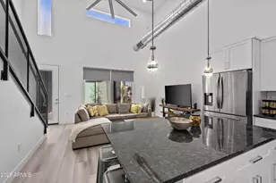 3130 N 37th St, Phoenix, AZ 85018 - Photo 2