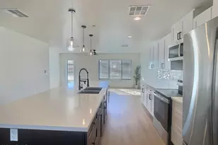2502 E Paradise Ln, Phoenix, AZ 85032 - Photo 12