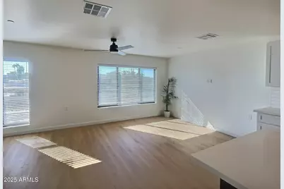 2502 E Paradise Lane #Apt 2, Phoenix, AZ 85032 - Photo 18